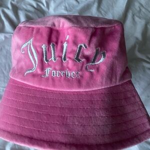 Juicy coutureX forever 21 pink bucket hat